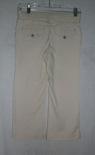New, Old Navy Junior's Tan Capri Adjustable Waist Pants, Size 14 Slim - Picture 2 of 4