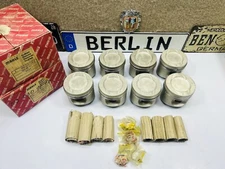 Mercedes Benz M117 Pistons 96.50 / 96.49 MAHLE A1170309117 NOS X8 PC