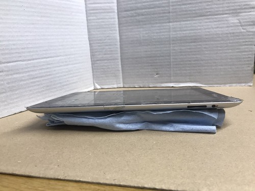 Apple iPad 4 A1458 Wi-Fi 9.7in 16GB Silver Broken Screen Spares / Repair Working - Afbeelding 14 van 24