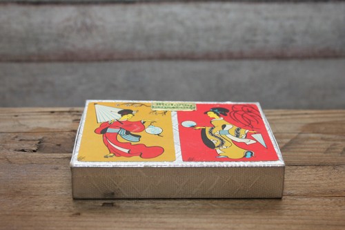 ARRCO ~Double Deck Playing Cards ~Vintage~Plastic Coated Japanese Geisha Girls - Picture 2 of 12