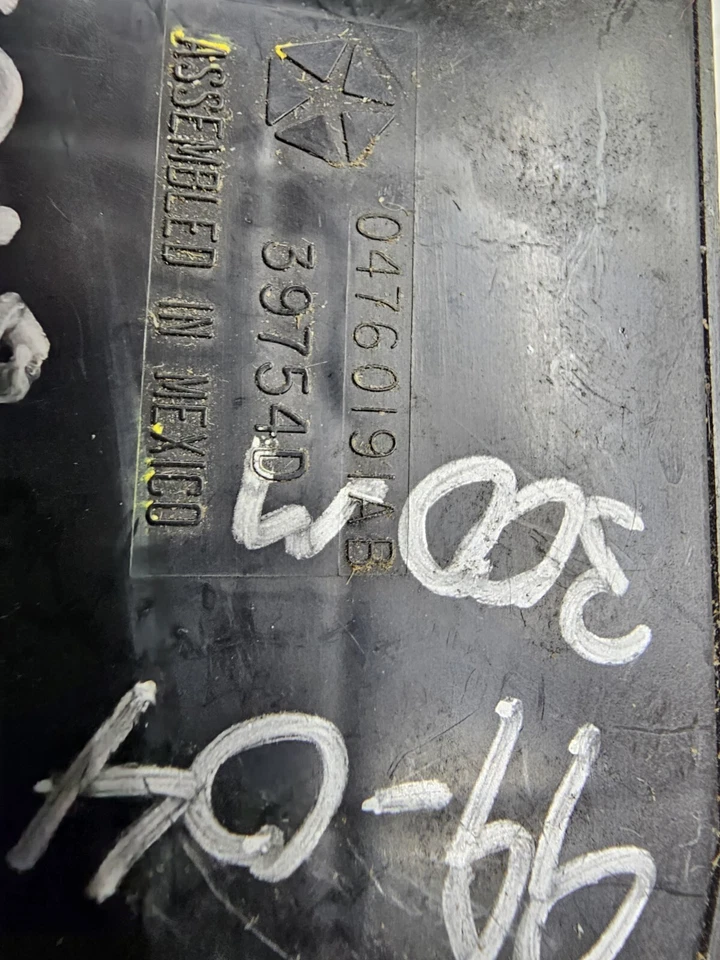 Interruptores de ventana delantera conductores Chrysler 300 m 1999 2000 2001 2002 2003 2004 5361 Foto 4 de 4