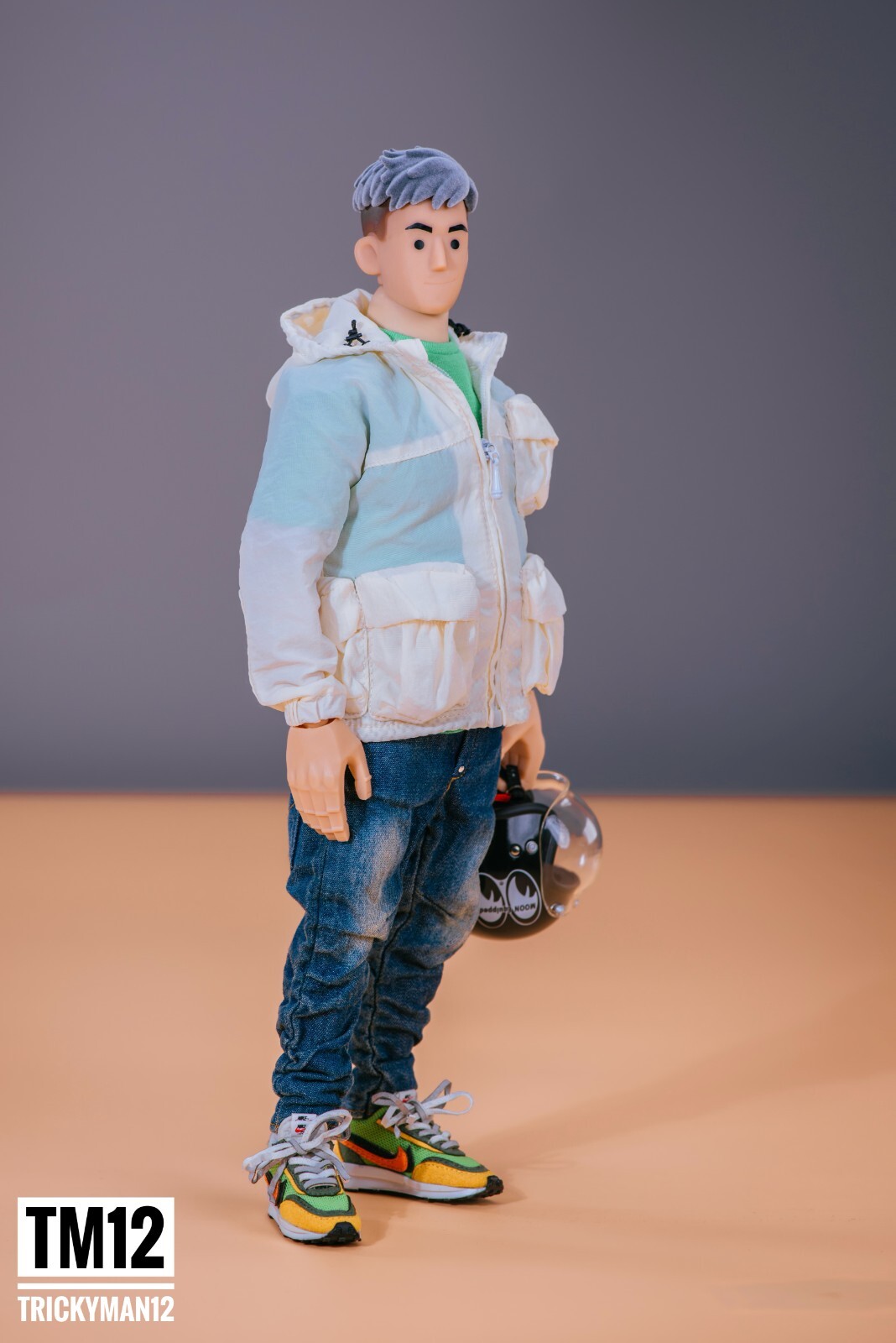 Picture 1 of 6
