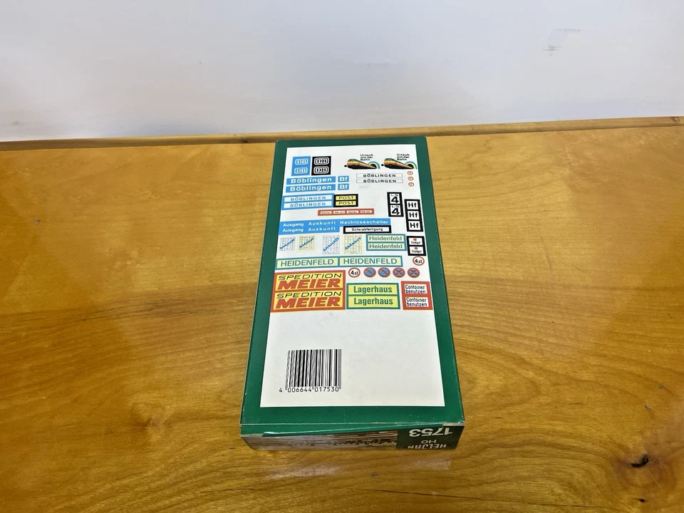 Heljan Long Passenger Platform HO Scale Model #1753 SEALED - Image 4 of 4