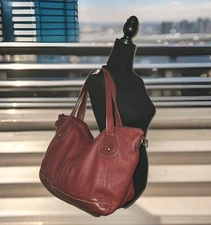 The Sak Soft Pebble Burgundy Leather Shoulder Handbag Satchel 19x11x6