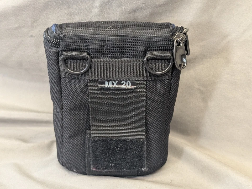 LOWEPRO MX20 Camera Case Black & Blue MX 20 EUC Excellent Condition - Image 4 of 4