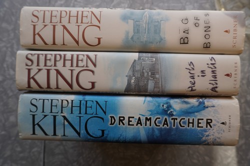 Stephen King Hardcover Book Lot Dreamcatcher Hearts Atlantis Bag Of Bones - Foto 5 di 10