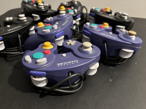 Nintendo Gamecube Controller Lot of 7 OEM Purple and Black Official - Picture 14 of 17
