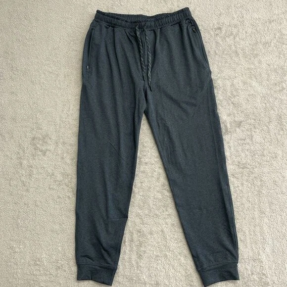 Новые без ценников штаны для бега Kirkland темно-серые мужские размер M смесь полиэстера - Изображение 2 из 4