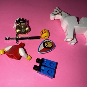 LEGO Minifigure Castle Royal Knight King 