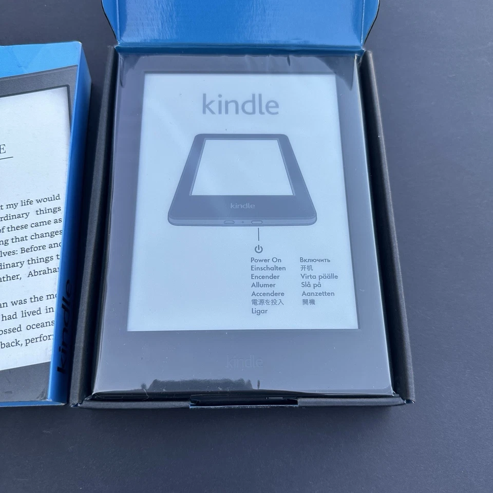 Amazon Kindle 8th Generation 4GB WiFi & Cellular 6" Black E-Reader eBook - Image 4 of 4