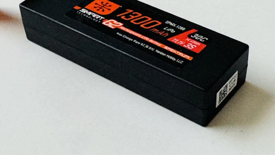 Spektrum Smart G2 LiPo Battery 1300mAh 11.1V 3S 30C SPMX1089, New - Image 4 of 4