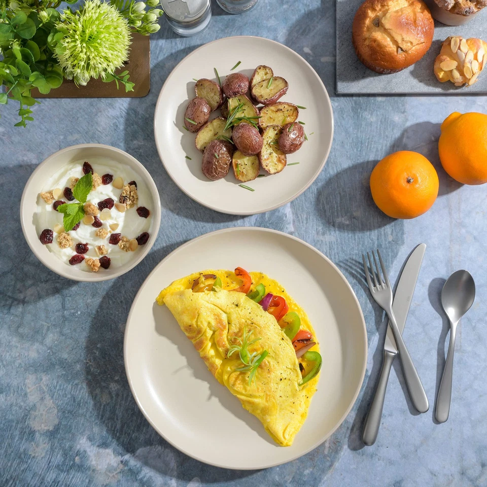 Juego de vajilla redonda de gres Gibson Home Rockaway, servicio para 4 (12 piezas), Foto 3 de 4