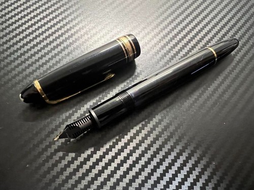 Vintage Montblanc Meisterstuck 146 14K Fountain Pen M Nib (Near Mint)