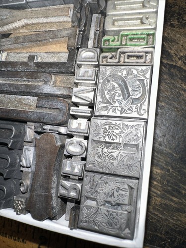 Printing Blocks “ Ornamental Borders Dingbats” Variety #id - Picture 12 of 14