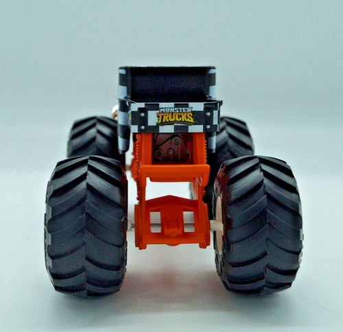 Hot Wheels Monster Jam Truck 1:24 Scale Bone Shaker - Picture 6 of 8