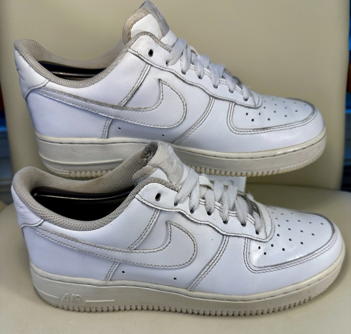 women's size 7.5 air force 1