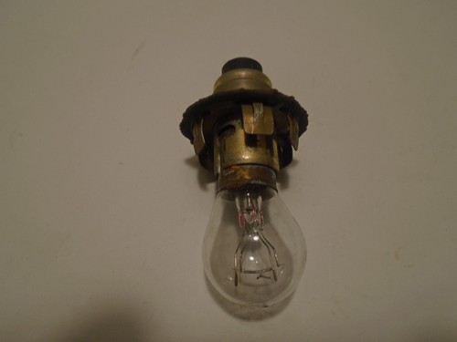 1967 1968 OEM MERCURY COUGAR XR7 DAN GURNEY GT-E GT LUZ TRASERA LÁMPARA ENCHUFE - Imagen 1 de 4