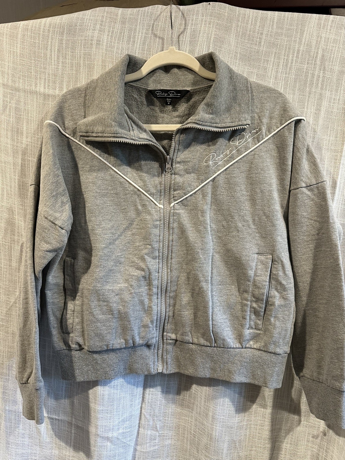 Gray Ruby Diva jacket with white piping around th… - image 9