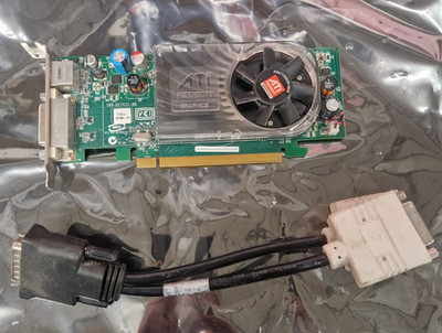ATI Radeon X2400 256MB Pci-E DMS-59 Low Profile Grafikkarte 109-B27631-00-