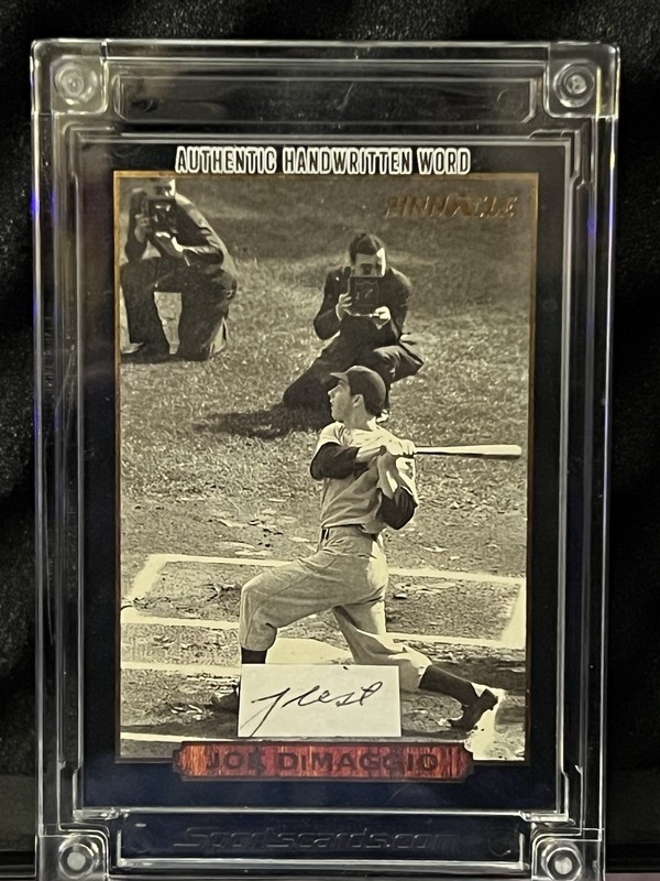 JOE DIMAGGIO AUTHENTIC HAND WRITTEN WORD PINNACLE SPORTS CARD YANKEES HOF SSP