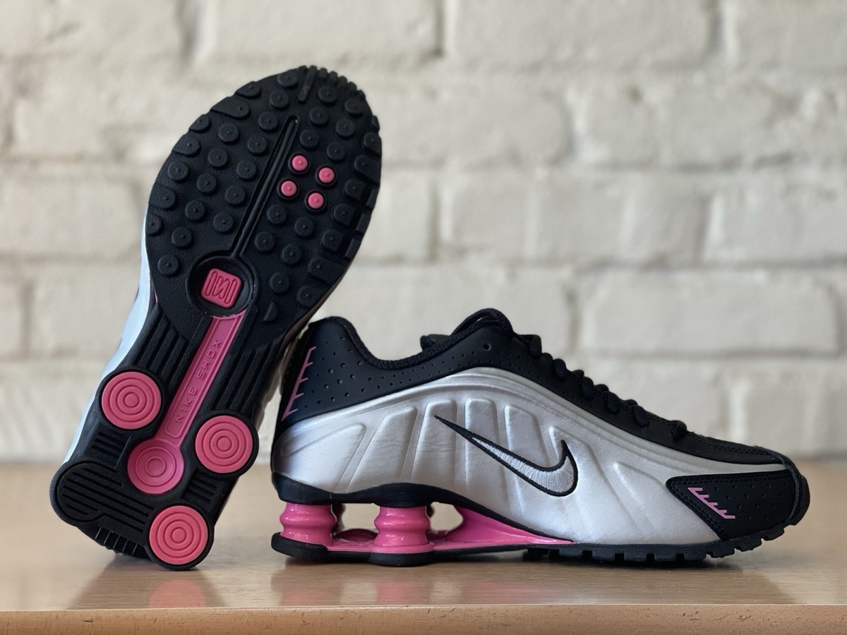 Nike Shox R4 Black Metallic Silver Pinksicle AR3565-012 Women Size
