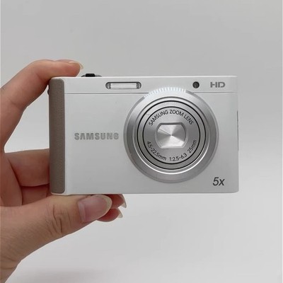 Samsung ST88 Digital Camera 16.10 MP 5x Optical Zoom with Accessories Auto Focus