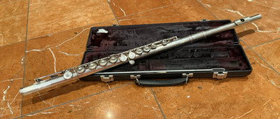 GEMEINHARDT FLUTE SILVER PLATE MUSICAL INSTRUMENT 22SP CASE ELKHARDT IND VINTAGE