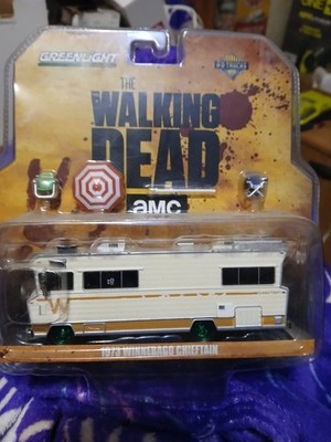 Greenlight 33100-B 1973 Winnebago Chieftain Walking Dead CHASE Green Machine 