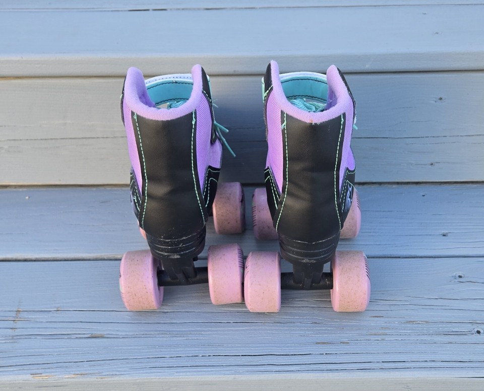 Roller Derby Girls Purple & Black Lace Up Roller Skates, Size 13 (J13
