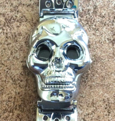 Men's Skull Watch Silver Urban Biker Style Covered Round Black Dial Linked Band!