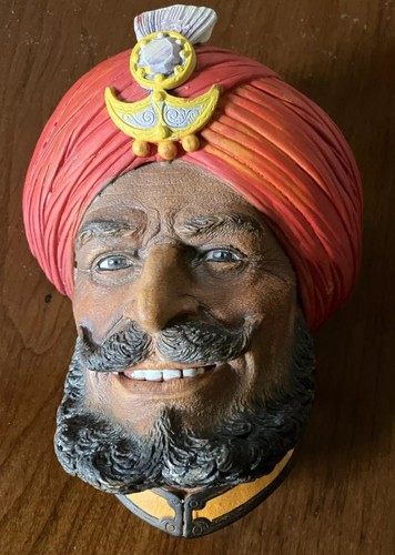 Vintage Turban Kopfwickel Mann Kreidewaren Ornament Wandkunst dekorativ handbemalt