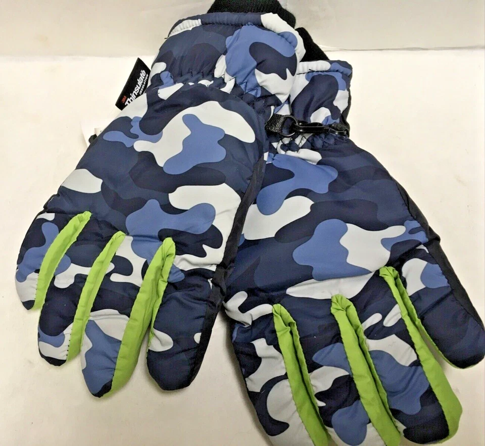 Capelli NY Kids Ski Gloves (Boys) Camouflage 3M Thinsulate Isolant,Sold Separate - Image 2 of 3