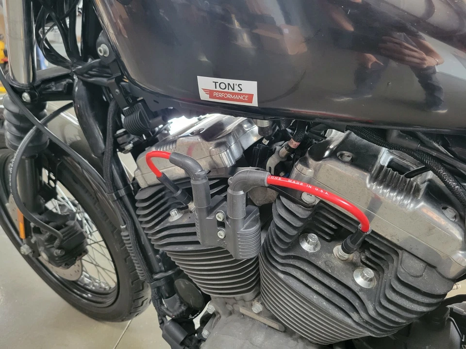 Red Taylor 8mm Harley 48 72 883 1200 Sportster Bobina Reubicación Cables 07+ Par Foto 3 de 4