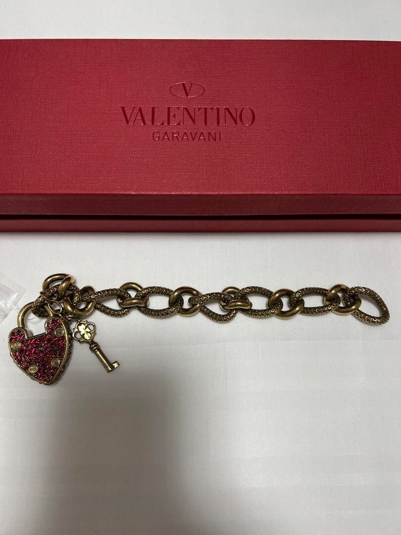 【関税&送料込み】Valentino Garavani Coeur Bracelet VALENTINO GARAVANI Heart Padlock & Key Bracelet W/Box AT