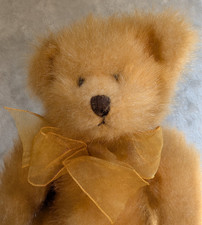 Russ Berrie Pennington Plush Bear 7.5  Sitting Honey Gold Teddy Bear