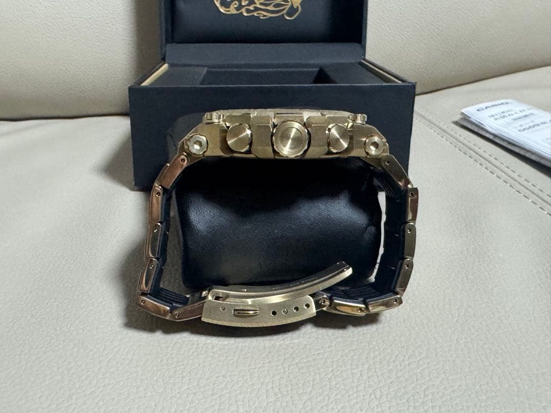 Casio MTG-B3000CX-9A G-shock Year of the Rabbit Limited Edition watch image 6