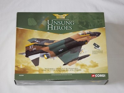 Corgi McDonnell Douglas F4-C Phantom II USAF 12 TFTW Cam Ranh Bay AFB AA33204