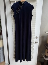 Ronni Nicole Navy Velvet Cheongsam Maxi Dress Size 12 Mandarin Frog Closure