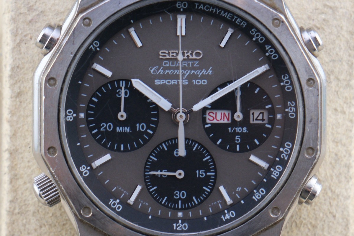 Seiko 7A38-7029 Quartz Chronograph Watch Royal Oak Gray Ghost 