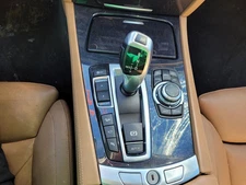 750IL     2010 Audio Equipment Radio 1274695