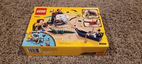 LEGO Pirates: Treasure Island (70411) NEW SEALED RETIRED great shape