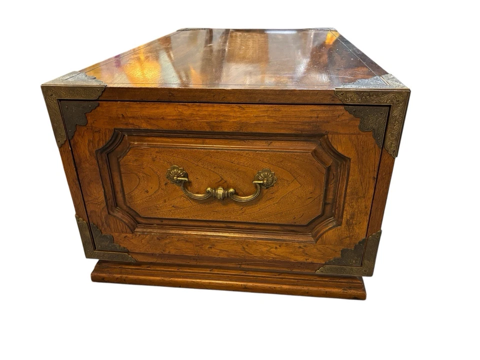 Drexel Heritage campaign style storage coffee table - Image 2 of 4