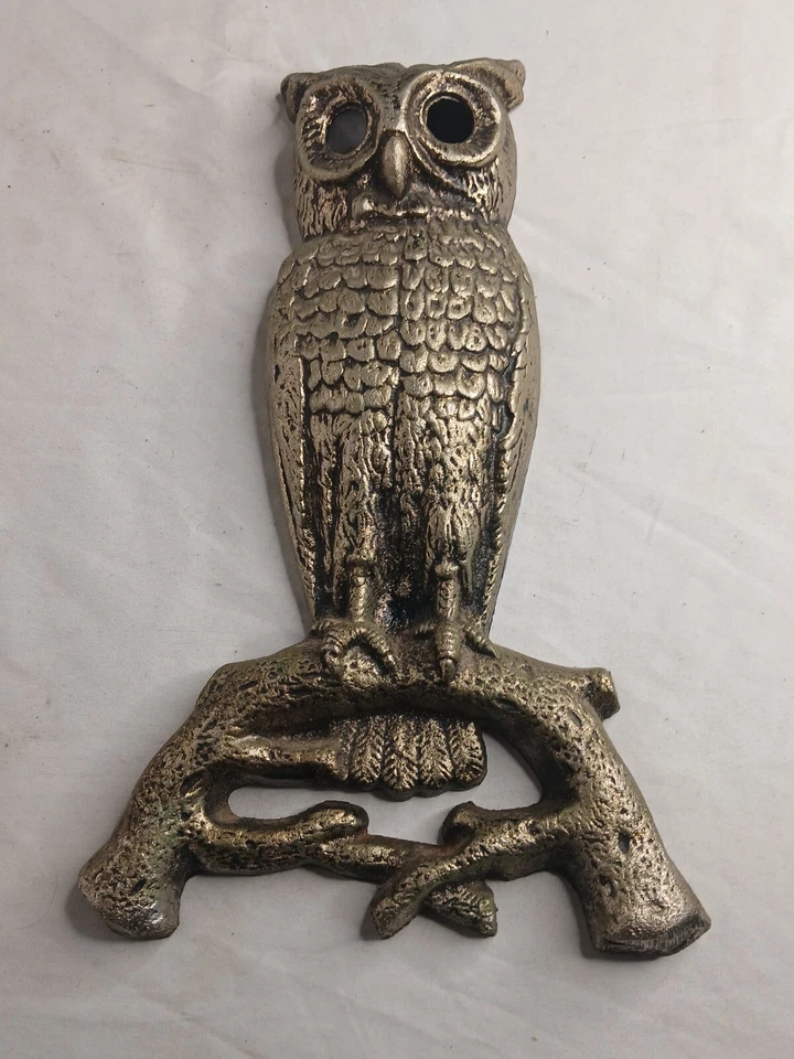 Coruja antiga e ferro fundido bronze raro e altamente colecionável olho de vidro coruja - Imagem 2 de 4
