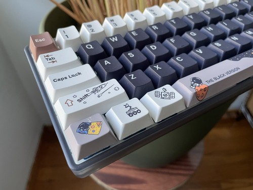 Custom 65% Wireless Mechanical Keyboard-Space Gray-all profits donated - Picture 10 of 15
