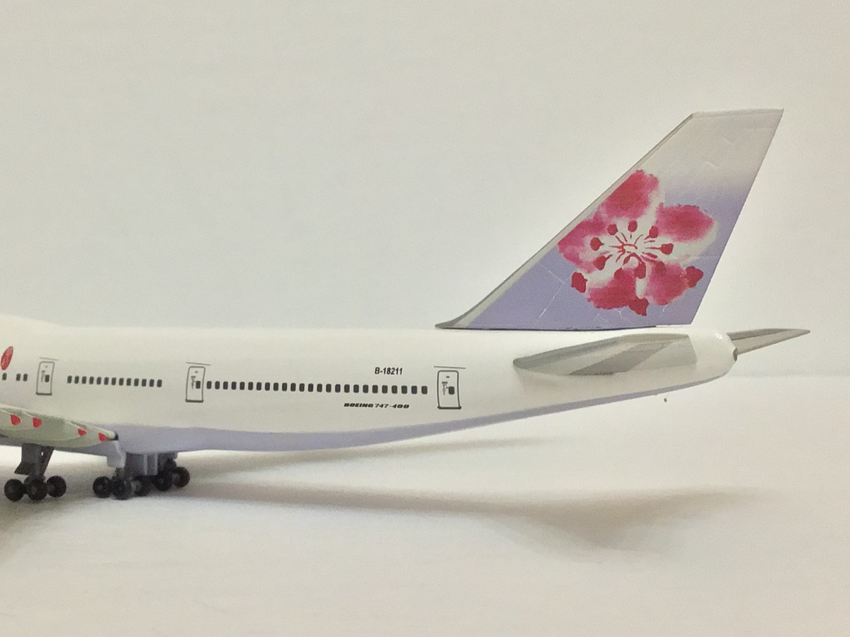 ドラゴン 1/400 マーチンエアー　747−400F ScaleModelStore.com :: JC Wings 1:400 - EW4744010A