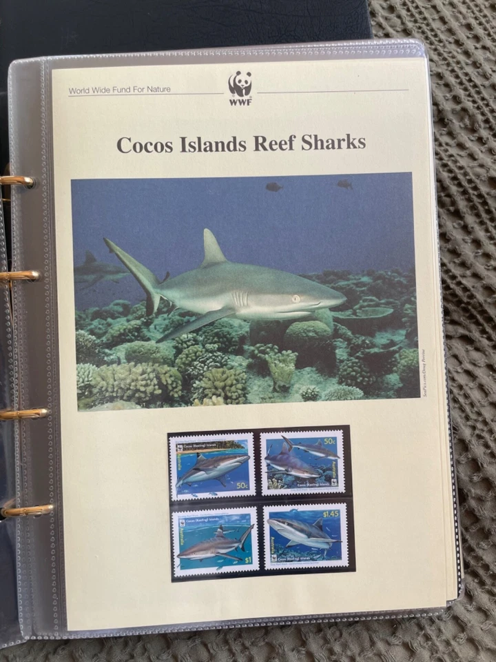 Rare Collectible Set of Three WWF Stamp Binders - Includes Buckingham Palace Sig - Image 4 of 4