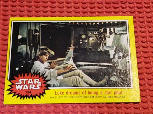 1977 Topps Star Wars #134 Luke dreams of being a star pilot — Raw