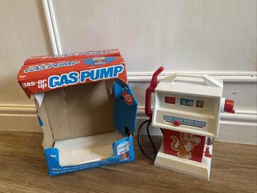 Vintage Illco Toy Fuel Wind Up Gas Pump Esso Tiger Exxon Tiger **Gas-Er-Up** - Picture 1 of 10