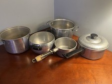 Vintage Set Of 5 Aluminum Pots Hammered Aluminum And Standard