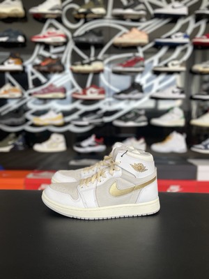 Size 7.5 - Air Jordan 1 Zoom Comfort 2 High FIBA '' White/Grey/Gold''